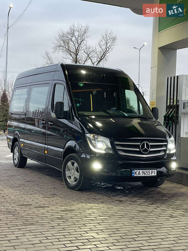 Mercedes-Benz Sprinter 2013