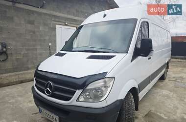 Грузовой фургон Mercedes-Benz Sprinter 2013 в Тячеве