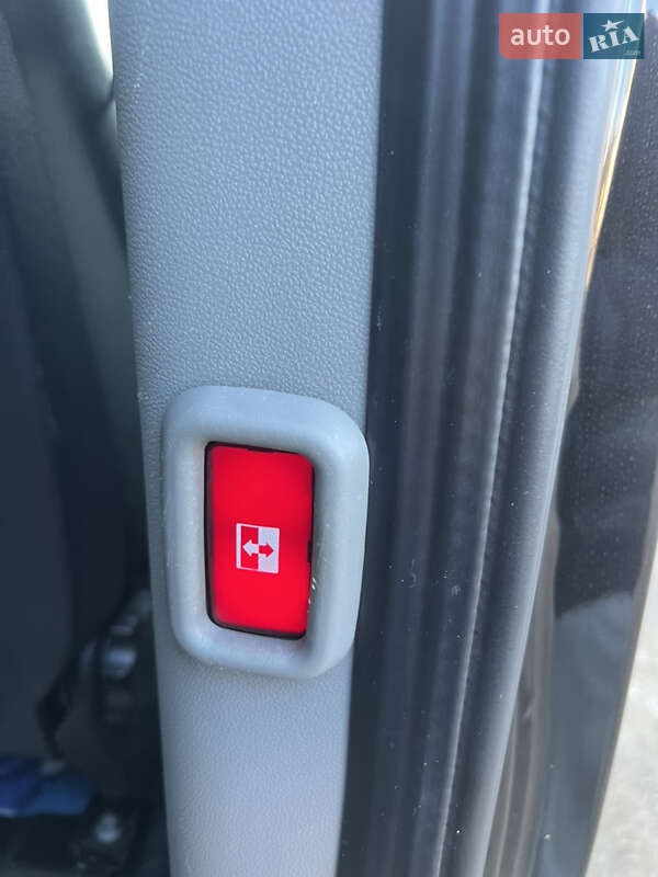 Микроавтобус Mercedes-Benz Sprinter 2017 в Сваляве