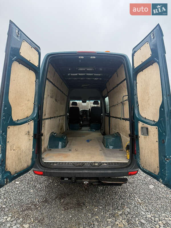Грузовой фургон Mercedes-Benz Sprinter 2017 в Хотине