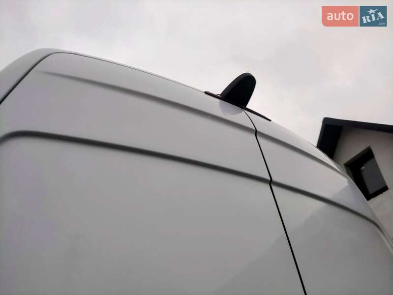 Вантажний фургон Mercedes-Benz Sprinter 2016 в Рівному