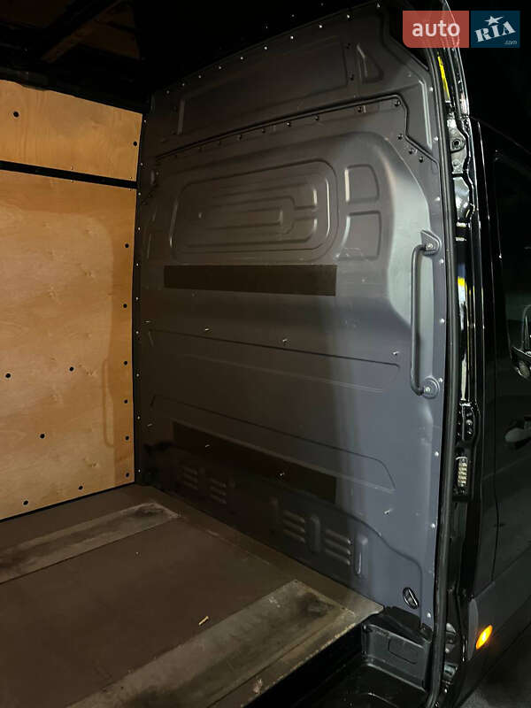 Грузовой фургон Mercedes-Benz Sprinter 2018 в Виноградове