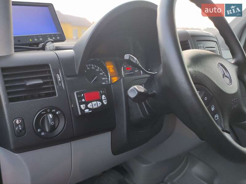 Рефрижератор Mercedes-Benz Sprinter 2011 в Рівному