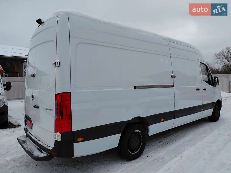 Вантажний фургон Mercedes-Benz Sprinter 2021 в Івано-Франківську