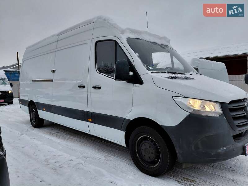 Вантажний фургон Mercedes-Benz Sprinter 2021 в Івано-Франківську