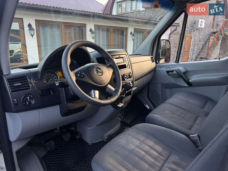 Грузовой фургон Mercedes-Benz Sprinter 2015 в Иршаве