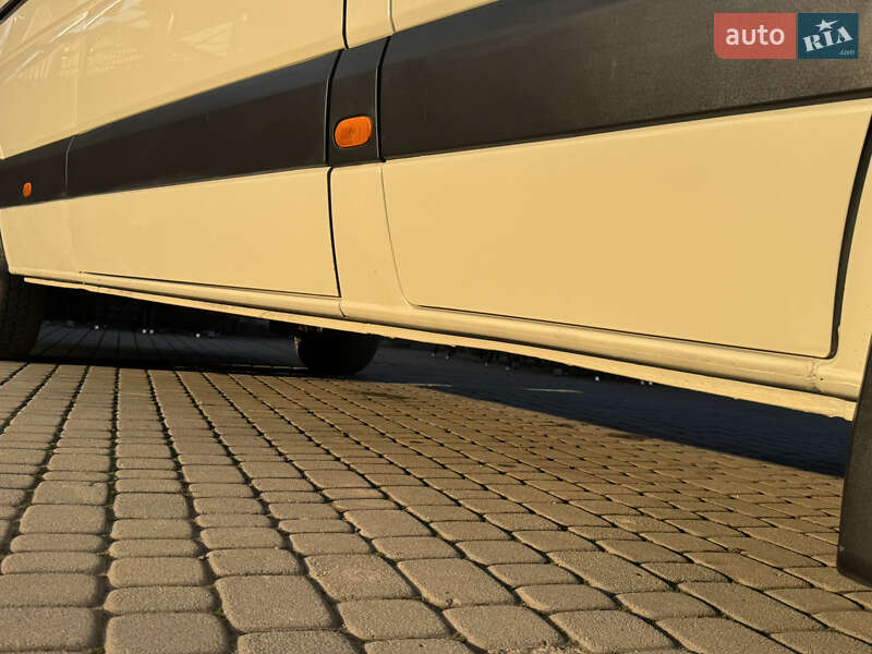 Грузовой фургон Mercedes-Benz Sprinter 2015 в Иршаве
