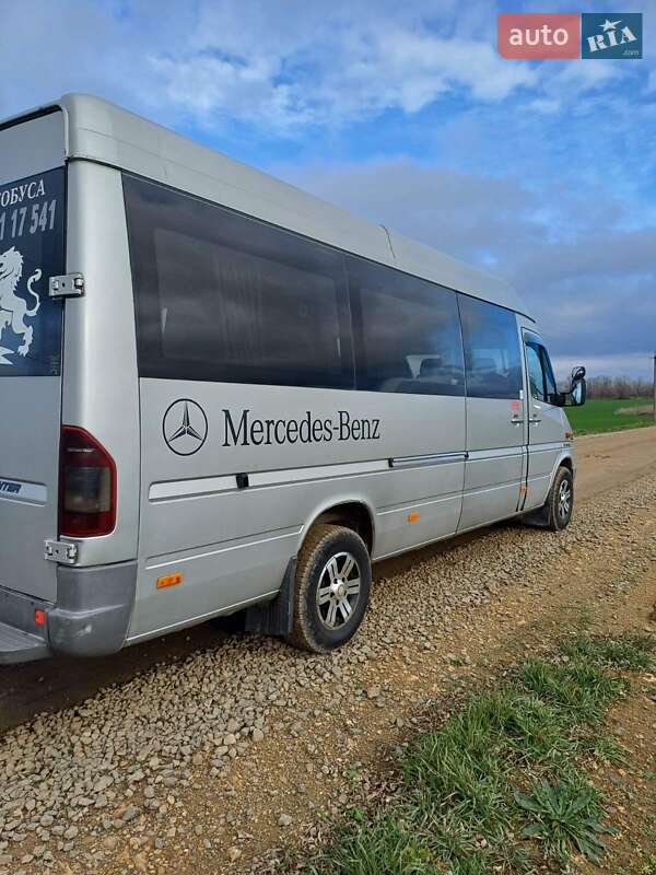 Мікроавтобус Mercedes-Benz Sprinter 2004 в Миколаєві фото 2 Мікроавтобус Mercedes-Benz Sprinter 2004 в Миколаєві