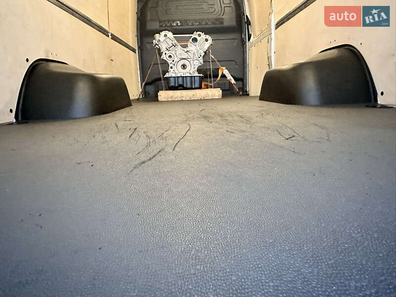 Вантажний фургон Mercedes-Benz Sprinter 2020 в Чернівцях