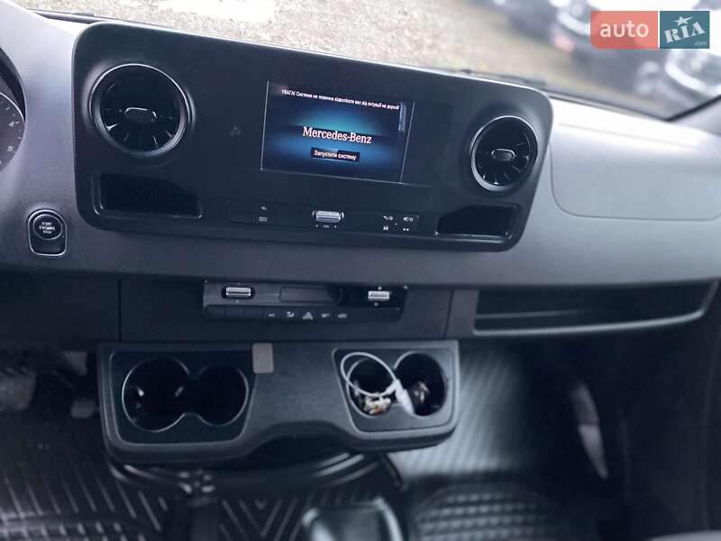 Тентований Mercedes-Benz Sprinter 2020 в Хусті
