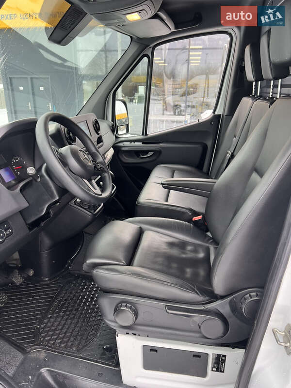 Вантажний фургон Mercedes-Benz Sprinter 2020 в Дніпрі
