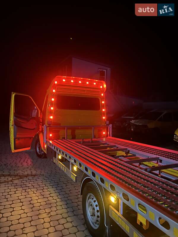 Евакуатор Mercedes-Benz Sprinter 2000 в Тернополі