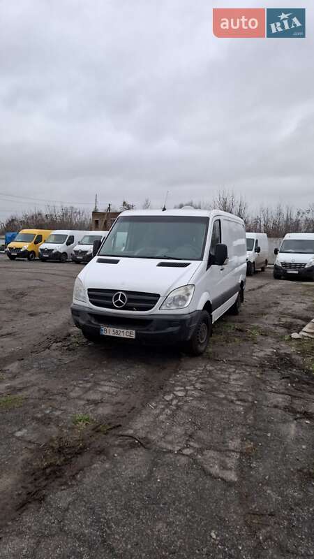 Mercedes-Benz Sprinter 2012