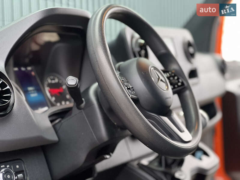 Грузовой фургон Mercedes-Benz Sprinter 2023 в Дубно