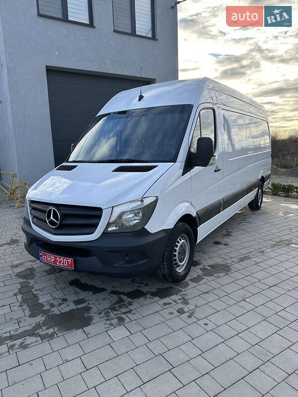Грузовой фургон Mercedes-Benz Sprinter 2016 в Виноградове фото 2 Грузовой фургон Mercedes-Benz Sprinter 2016 в Виноградове