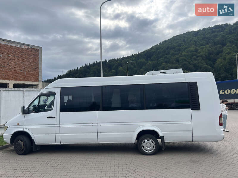 Туристичний / Міжміський автобус Mercedes-Benz Sprinter 1997 в Чернівцях