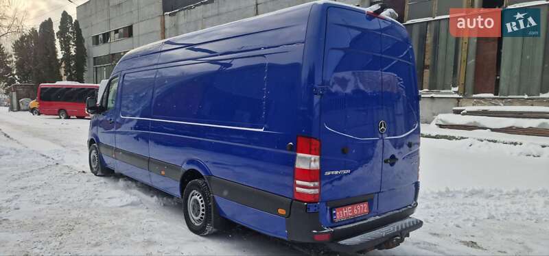 Вантажний фургон Mercedes-Benz Sprinter 2018 в Рівному