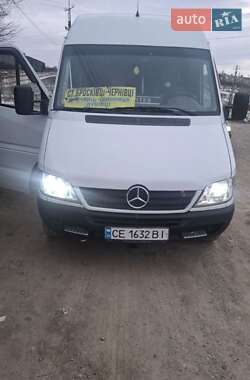 Пригородный автобус Mercedes-Benz Sprinter 2000 в Черновцах