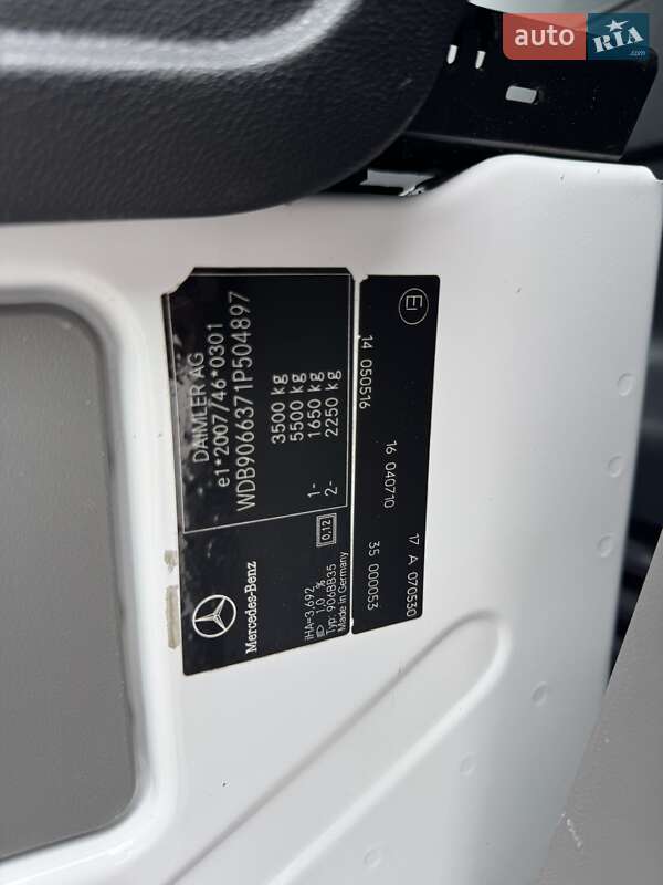 Вантажний фургон Mercedes-Benz Sprinter 2017 в Дубні