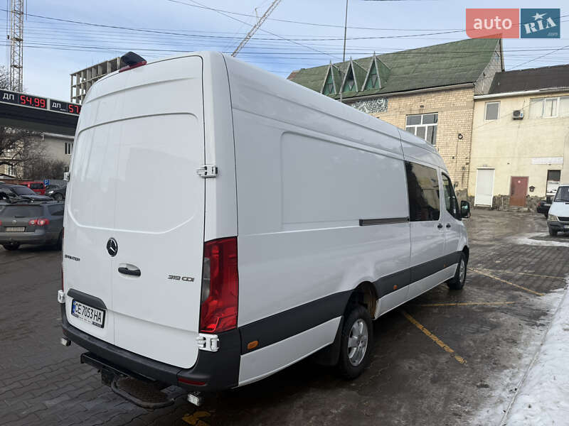 Вантажний фургон Mercedes-Benz Sprinter 2021 в Чернівцях