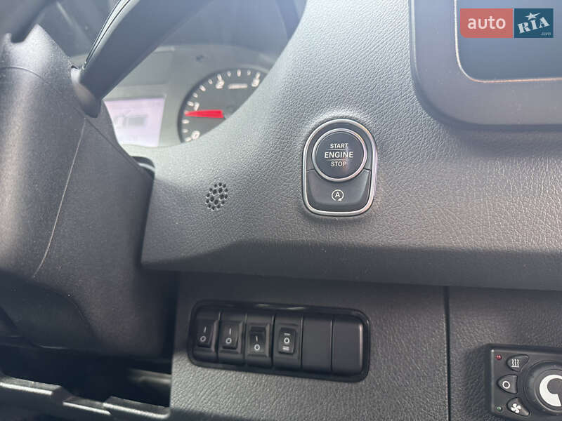 Вантажний фургон Mercedes-Benz Sprinter 2021 в Чернівцях