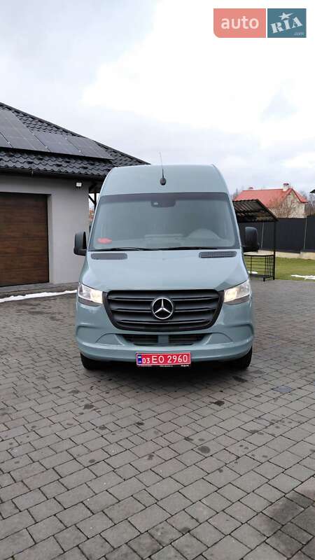Вантажний фургон Mercedes-Benz Sprinter 2021 в Долині
