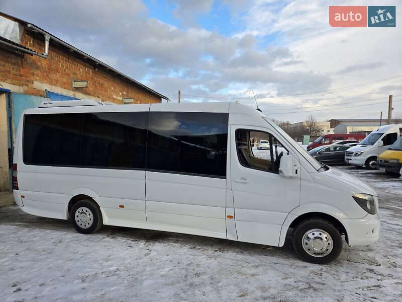 Туристичний / Міжміський автобус Mercedes-Benz Sprinter 2015 в Чернівцях
