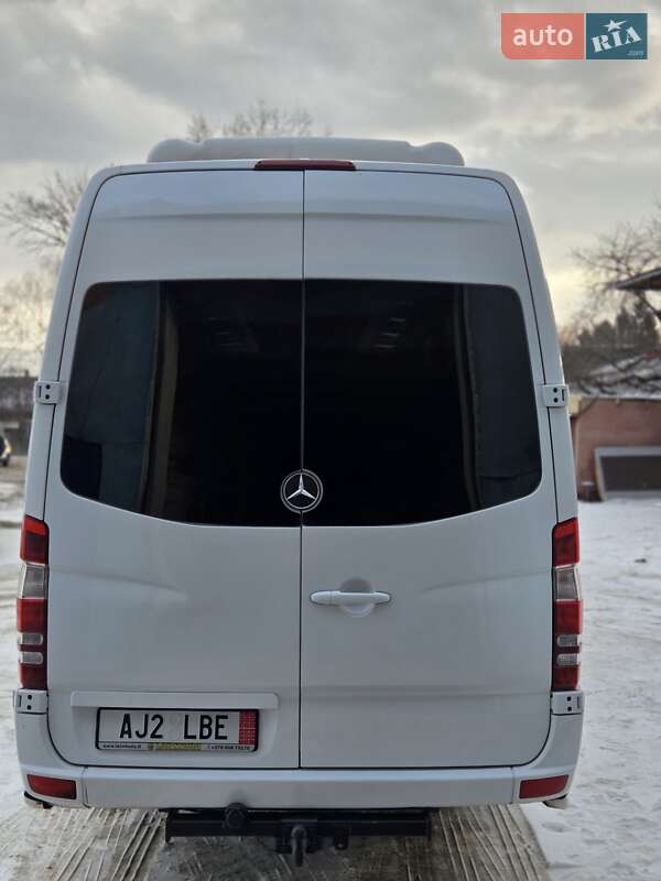 Туристичний / Міжміський автобус Mercedes-Benz Sprinter 2015 в Чернівцях