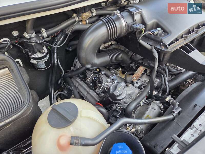 Туристичний / Міжміський автобус Mercedes-Benz Sprinter 2015 в Чернівцях