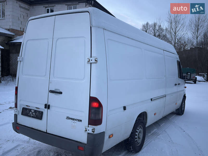 Грузовой фургон Mercedes-Benz Sprinter 2006 в Ровно фото 7 Грузовой фургон Mercedes-Benz Sprinter 2006 в Ровно