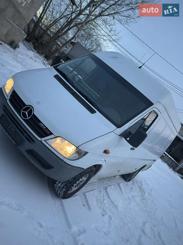 Грузовой фургон Mercedes-Benz Sprinter 2006 в Ровно фото 14 Грузовой фургон Mercedes-Benz Sprinter 2006 в Ровно