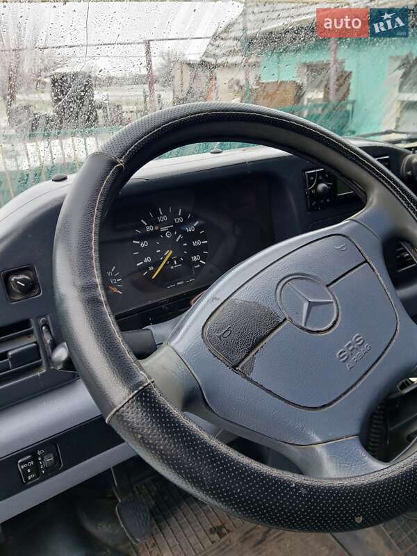 Грузопассажирский фургон Mercedes-Benz Sprinter 1999 в Запорожье фото 8 Грузопассажирский фургон Mercedes-Benz Sprinter 1999 в Запорожье