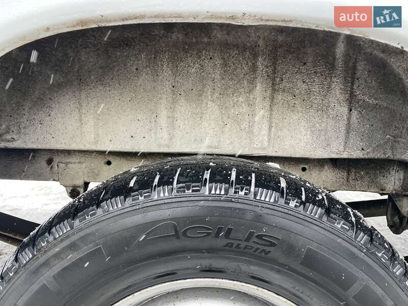 Грузопассажирский фургон Mercedes-Benz Sprinter 2005 в Лановцах фото 13 Грузопассажирский фургон Mercedes-Benz Sprinter 2005 в Лановцах