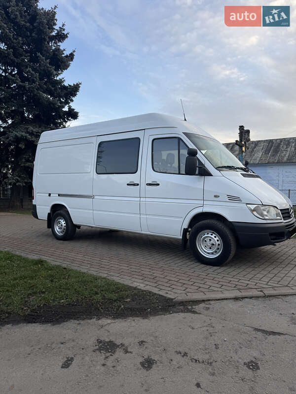 Грузовой фургон Mercedes-Benz Sprinter 2006 в Ровно фото 6 Грузовой фургон Mercedes-Benz Sprinter 2006 в Ровно