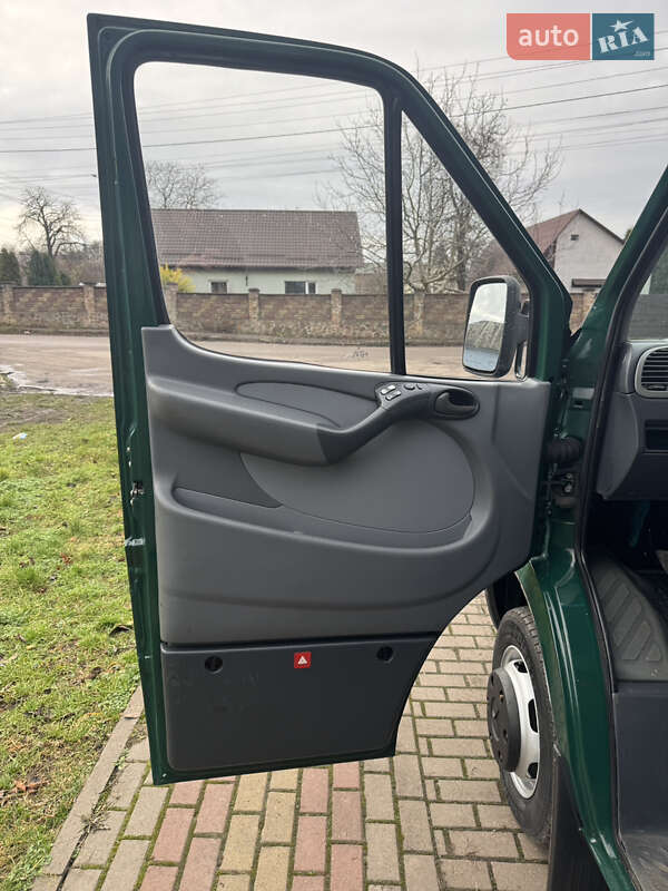 Грузовой фургон Mercedes-Benz Sprinter 2005 в Ровно фото 21 Грузовой фургон Mercedes-Benz Sprinter 2005 в Ровно