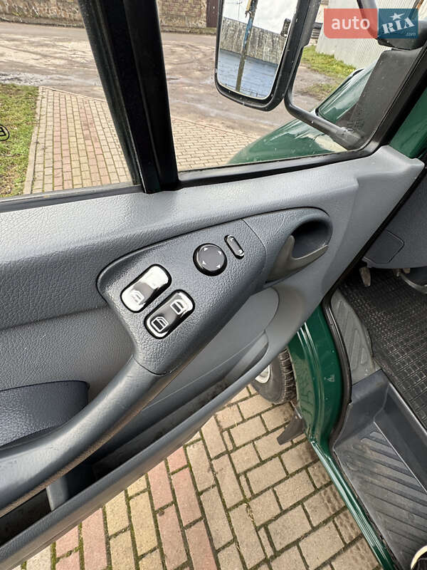 Грузовой фургон Mercedes-Benz Sprinter 2005 в Ровно фото 29 Грузовой фургон Mercedes-Benz Sprinter 2005 в Ровно