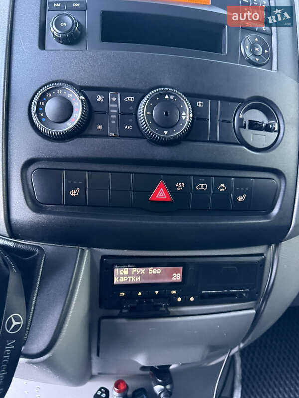 Автовоз Mercedes-Benz Sprinter 2015 в Шептицькому