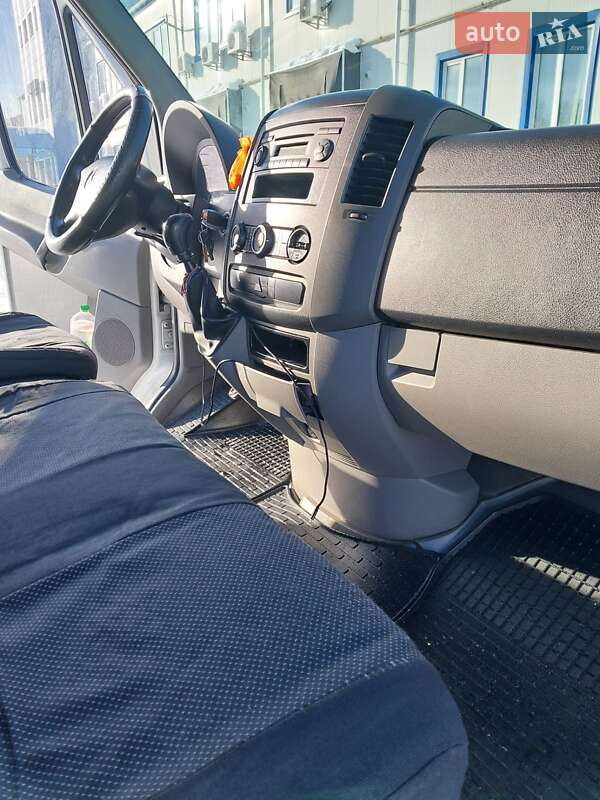 Микроавтобус грузовой (до 3,5т) Mercedes-Benz Sprinter 2012 в Киеве