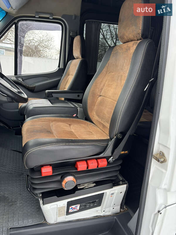 Минивэн Mercedes-Benz Sprinter 2003 в Керстенцах