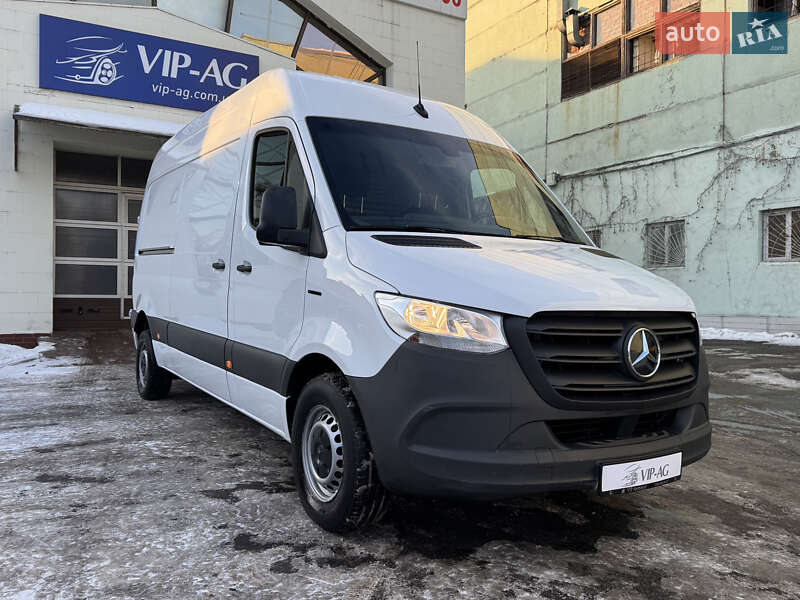 Mercedes-Benz Sprinter 2021