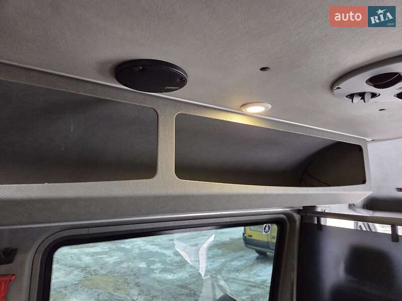 Туристичний / Міжміський автобус Mercedes-Benz Sprinter 2014 в Чернівцях