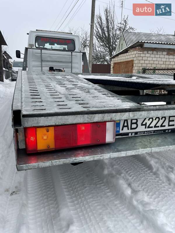 Эвакуатор Mercedes-Benz Sprinter 2002 в Виннице