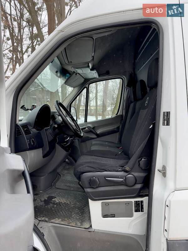 Микроавтобус грузовой (до 3,5т) Mercedes-Benz Sprinter 2008 в Черновцах