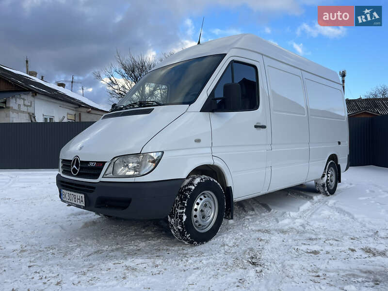 Mercedes-Benz Sprinter