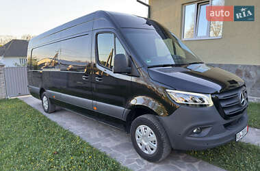 Грузовой фургон Mercedes-Benz Sprinter 2022 в Черновцах
