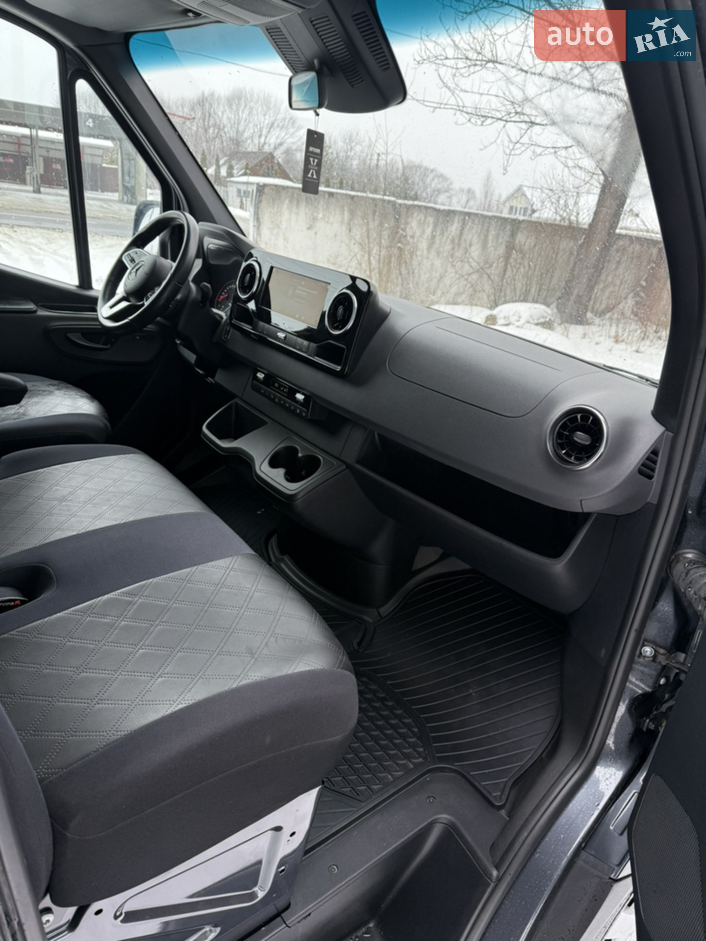 2022 Mercedes-Benz Sprinter - мініатюра 18