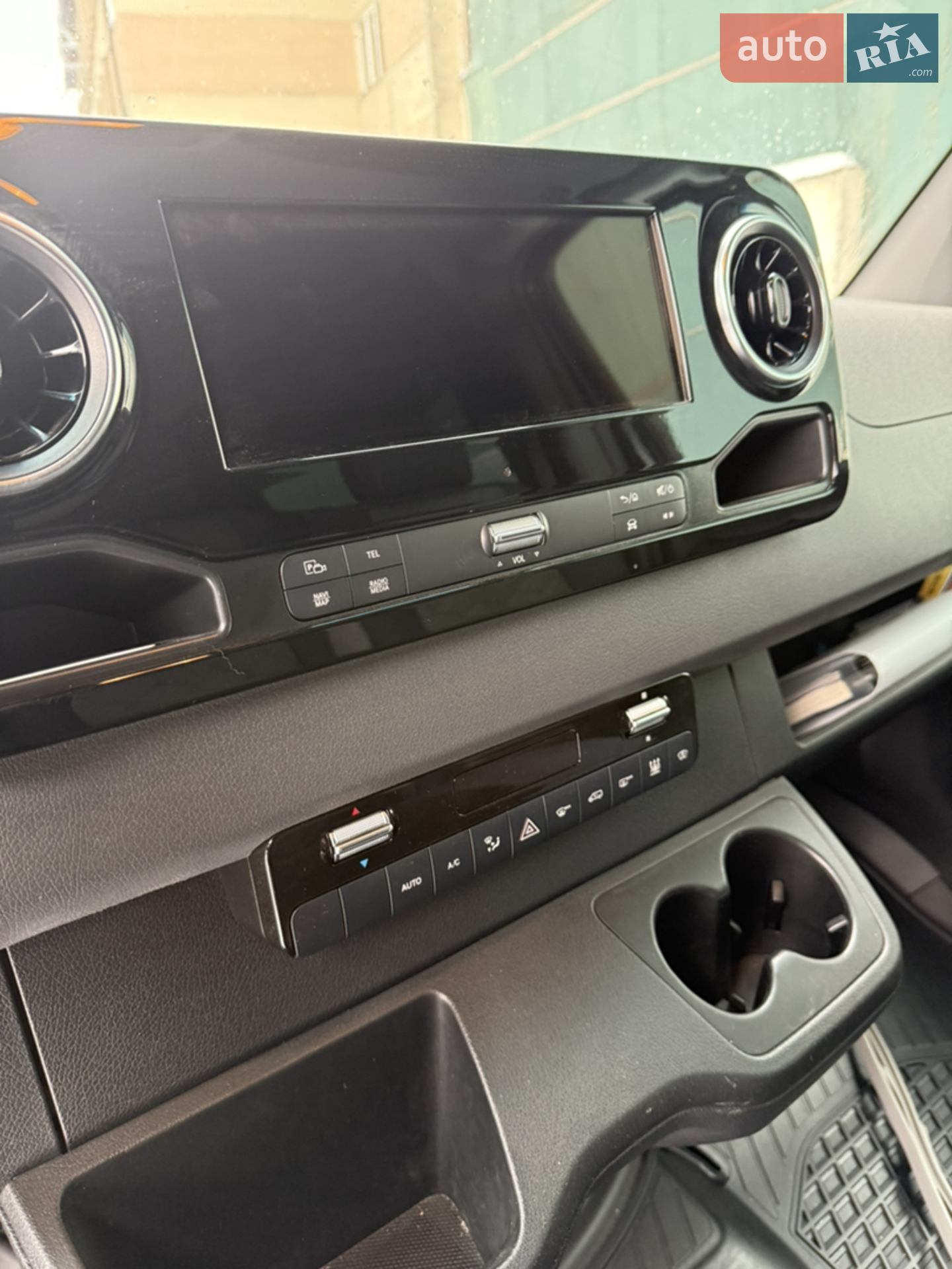 2022 Mercedes-Benz Sprinter - мініатюра 33