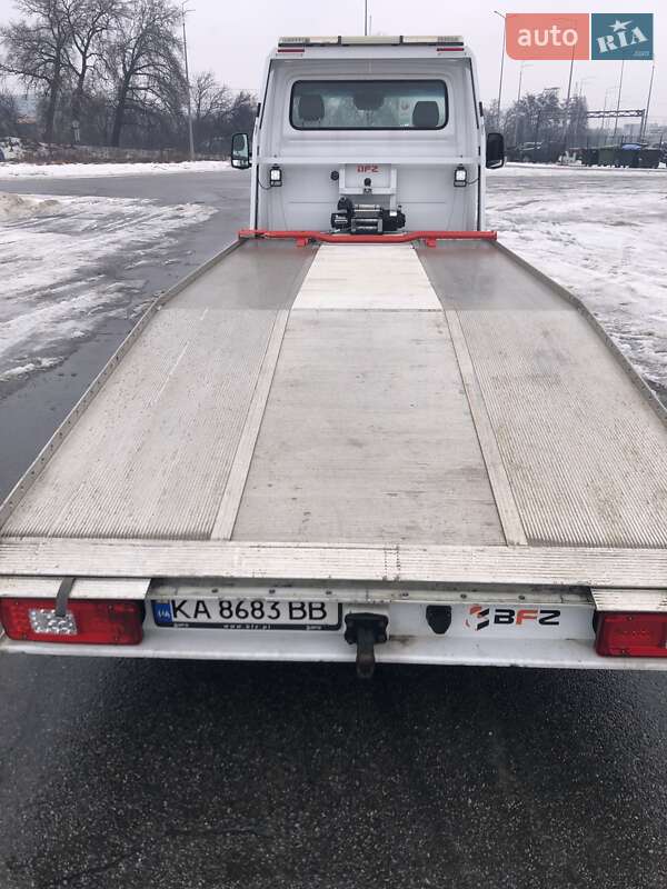 Евакуатор Mercedes-Benz Sprinter 2018 в Києві