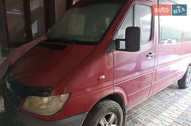 Грузопассажирский фургон Mercedes-Benz Sprinter 2003 в Красноильске