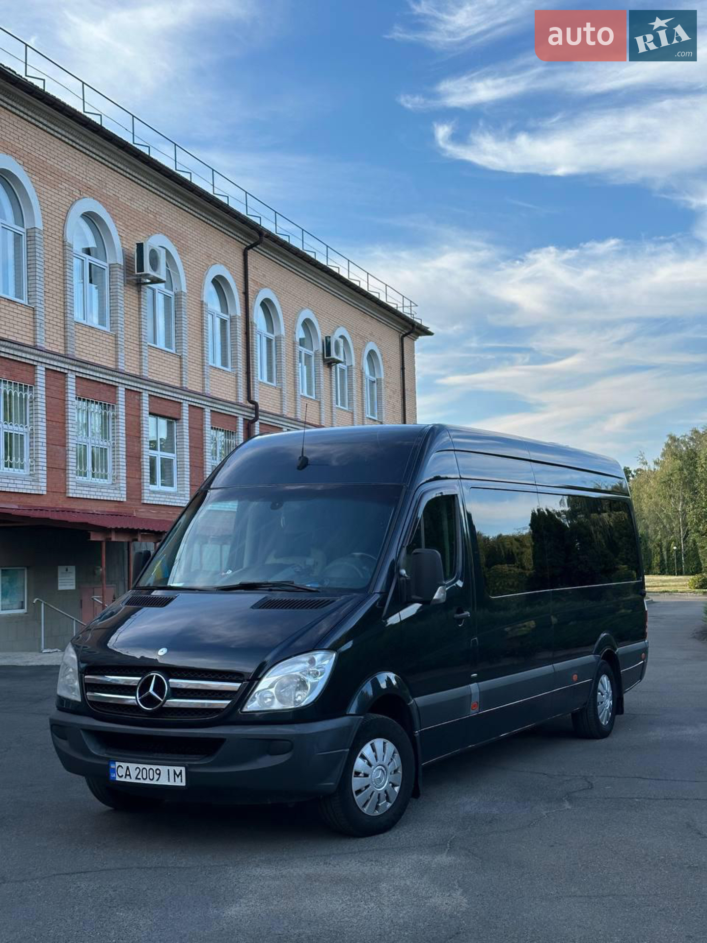 2012 Mercedes-Benz Sprinter - фото 1
